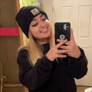 Meet your Posher, Yvonne